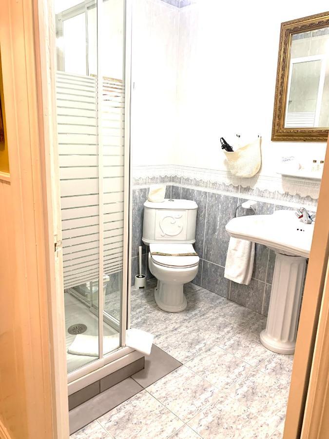 Hostal Boutique Puerta Del Sol Torrelavega Dış mekan fotoğraf