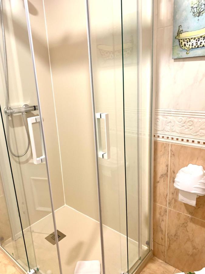 Hostal Boutique Puerta Del Sol Torrelavega Dış mekan fotoğraf