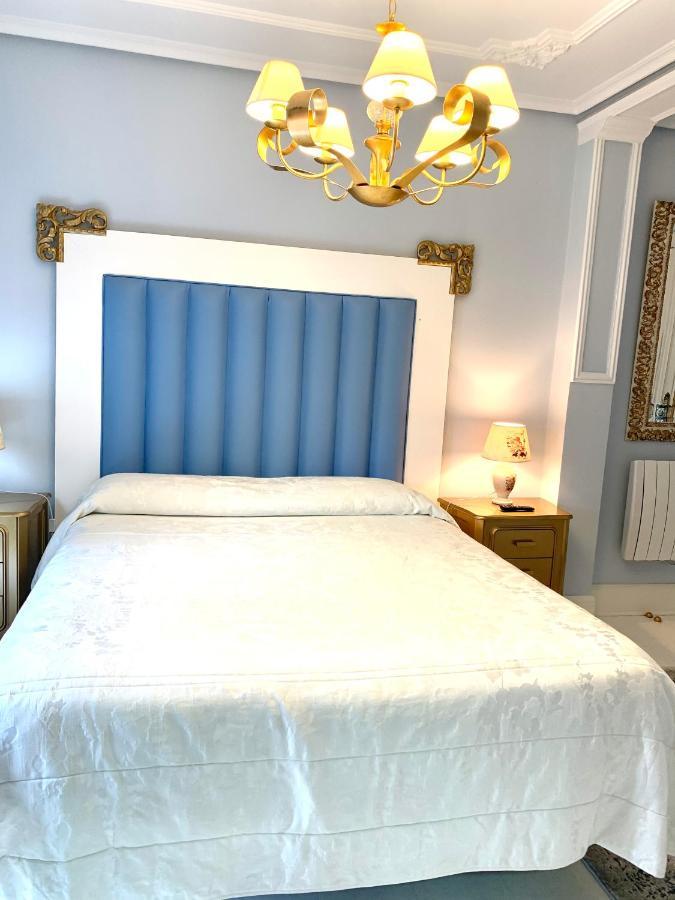 Hostal Boutique Puerta Del Sol Torrelavega Dış mekan fotoğraf