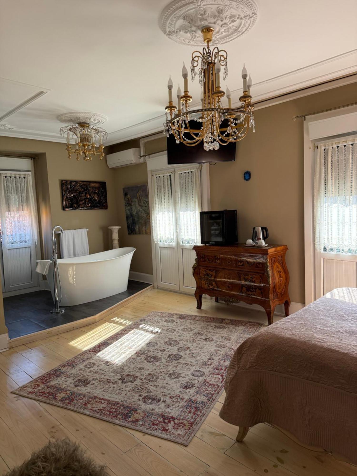Hostal Boutique Puerta Del Sol Torrelavega Dış mekan fotoğraf