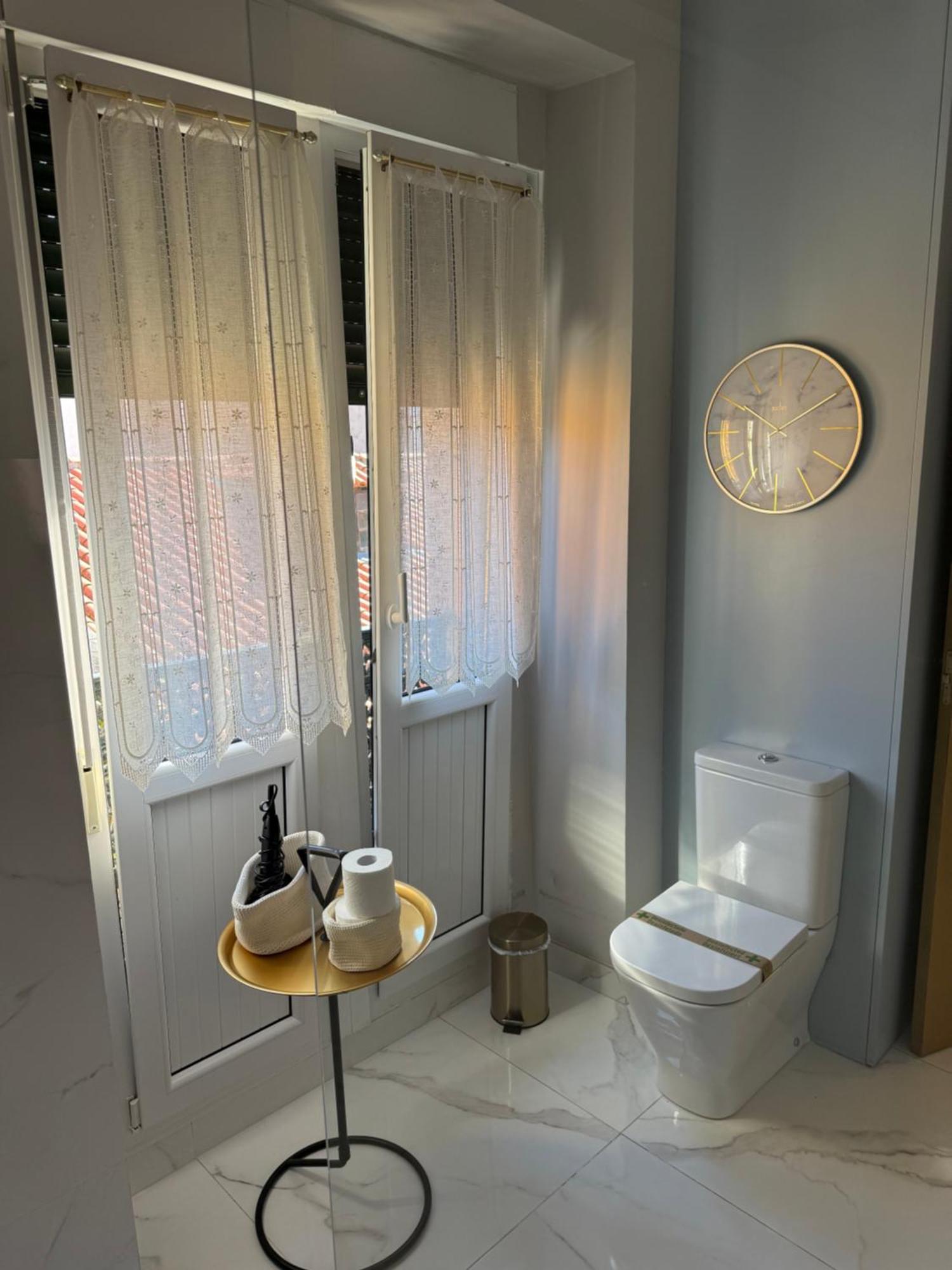 Hostal Boutique Puerta Del Sol Torrelavega Dış mekan fotoğraf